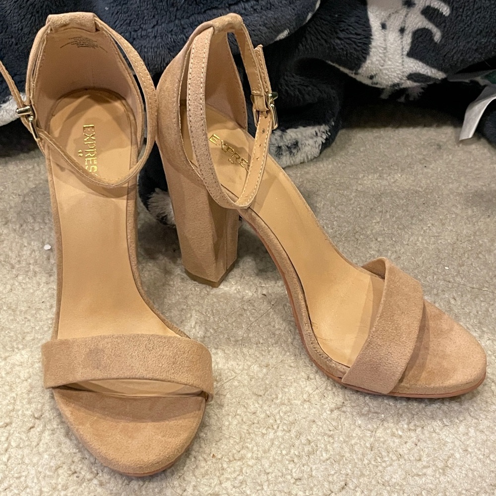 Express Nude Strappy Sandal - size 6